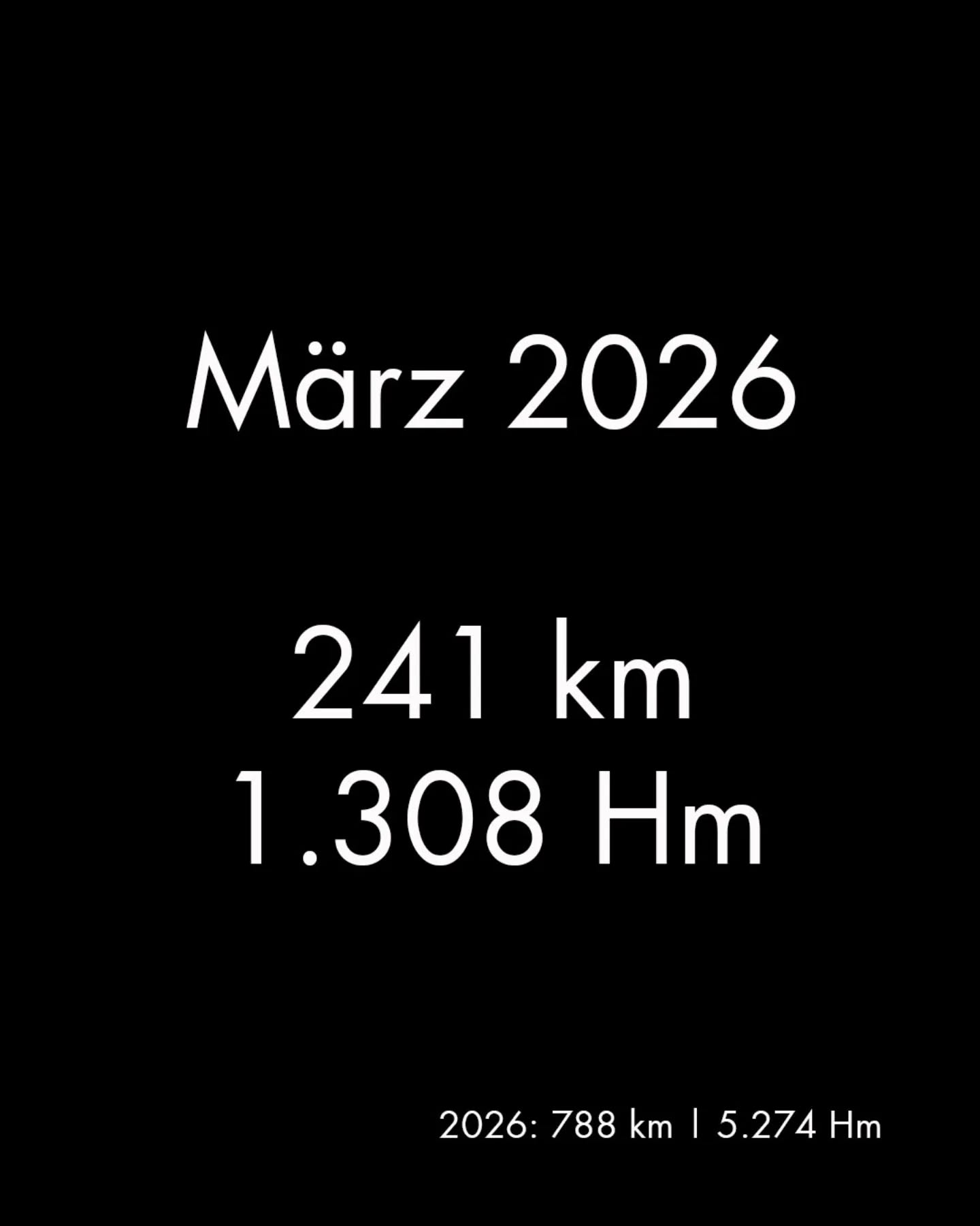 Der März ist vorüber und damit auch mein erster großer Wettbewerb in diesem Jahr gelaufen. Vor 2 Wochen startete ich beim Rom Marathon (Marathon/ Ultra #107) als Teil des größten Pacerteam bei einem Marathon. Weltrekord mit Eintrag im Guinness Buch der Rekorde 😊.
Davor war es etwas ruhiger - ich musste wie im Februar eine Pause einlegen, damit meine neue Tätowierung abheilen kann. Deshalb etwas weniger Kilometer und Höhenmeter im März. Aber die Ruhe tat auch gut und zu Beginn der Wettkampfsaison ist dies noch gut möglich.

Nun freue ich mich auf den Obermain Marathon nächste Woche, bei dem ich als Pacer dabei bin. Zwei Wochen später dann mein 5. Start beim UTFS über die 66 km 😁.

Schöne Ostertage euch!

#running #statistics #rückblick #märz